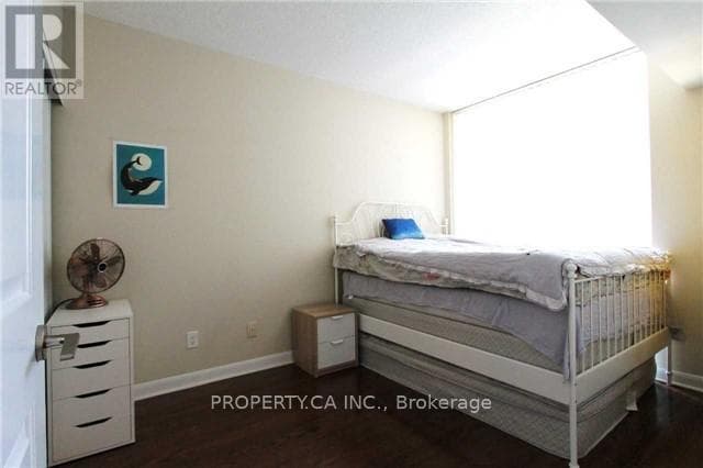 Single Family at 4978 Yonge Street, Toronto (Lansing-Westgate), Ontario - Photo 5 - RE/MAX Garden City Realty