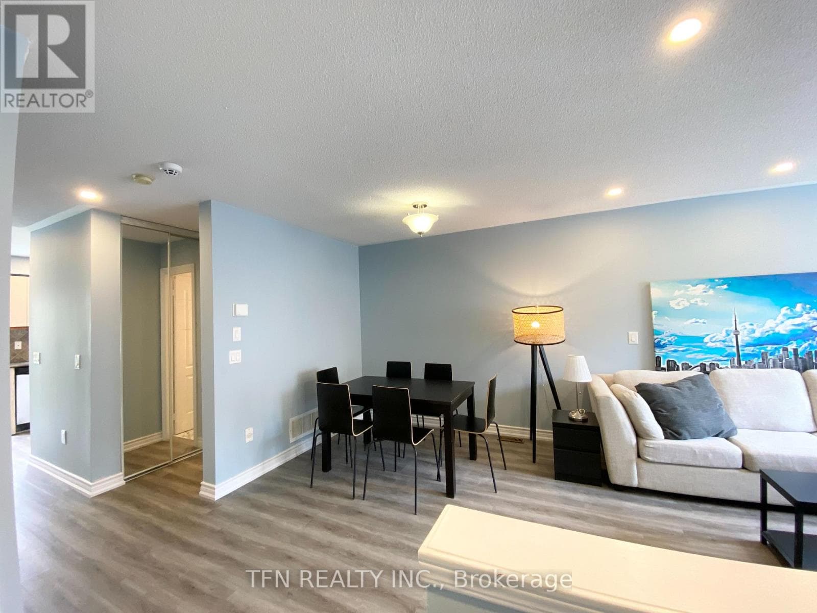 Single Family at 42- 3020 Cedarglen Gate, Mississauga (Erindale), Ontario - Photo 6 - RE/MAX Garden City Realty