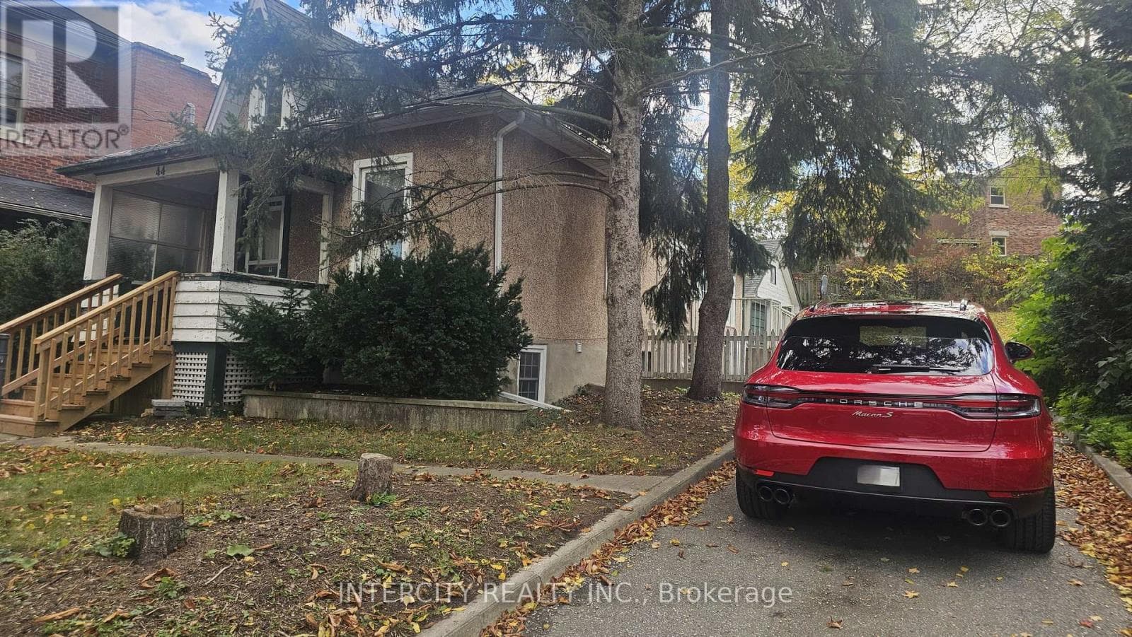 Single Family at 44 Cardigan Street, Guelph (Downtown), Ontario - Photo 2 - RE/MAX Garden City Realty