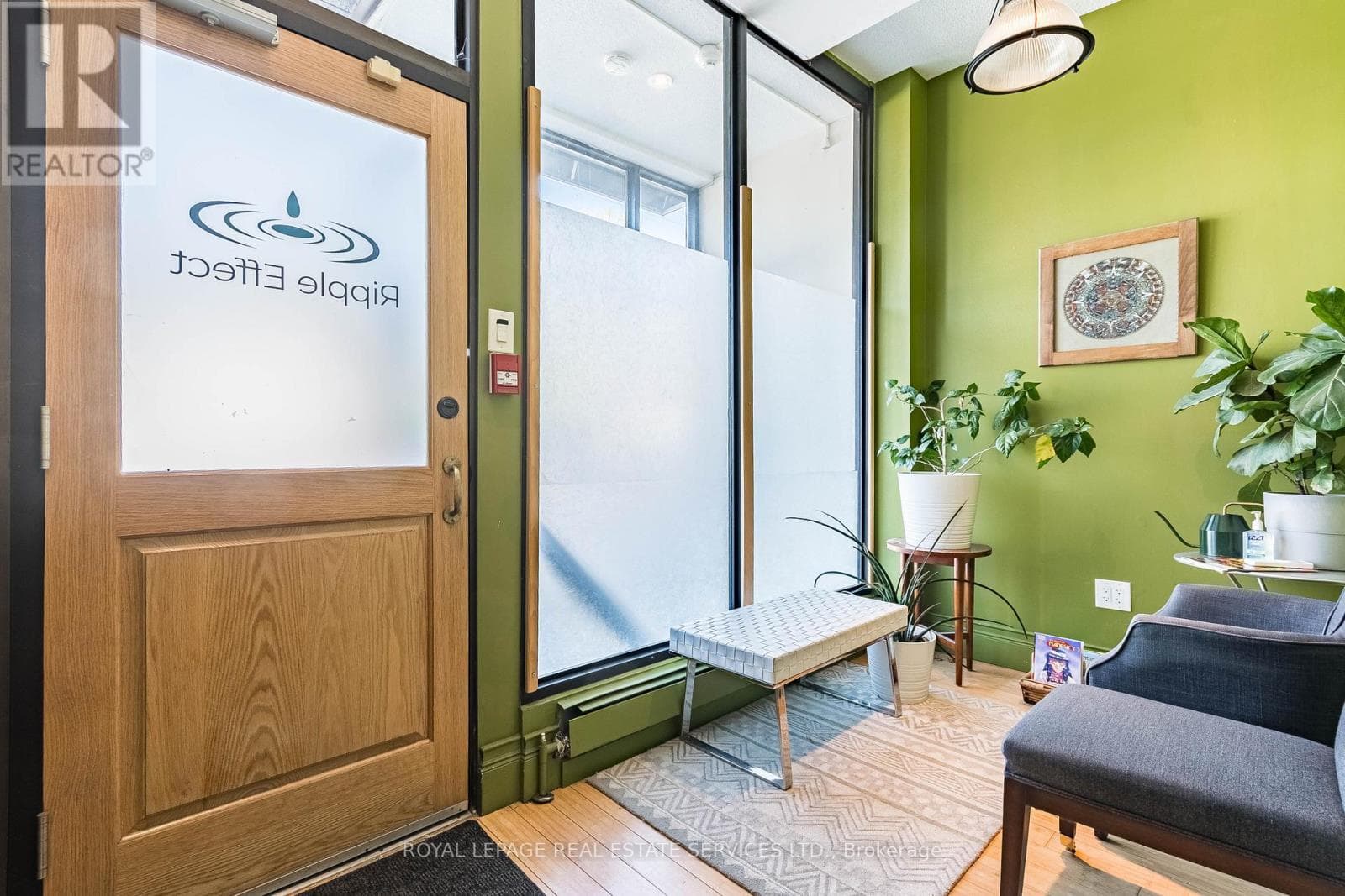 Retail at 357 Jane Street, Toronto (Runnymede-Bloor West Village), Ontario - Photo 4 - RE/MAX Garden City Realty