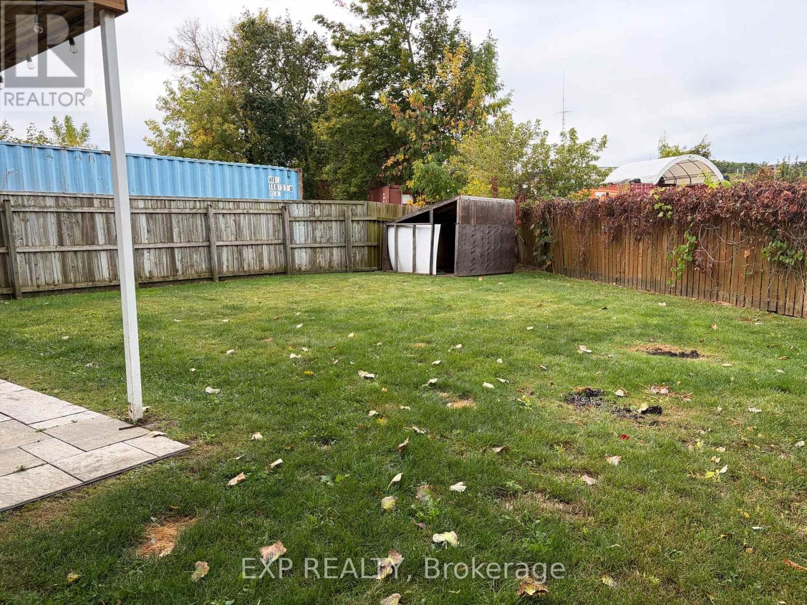 Single Family at 4630 Durham Road, Lincoln (Beamsville), Ontario - Photo 3 - RE/MAX Garden City Realty