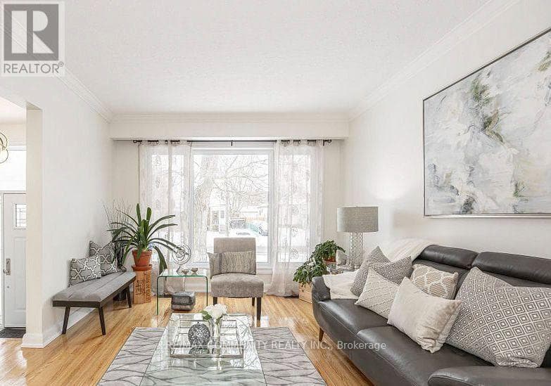 Single Family at (Main Fl)- 44 Falaise Road, Toronto (West Hill), Ontario - Photo 4 - RE/MAX Garden City Realty