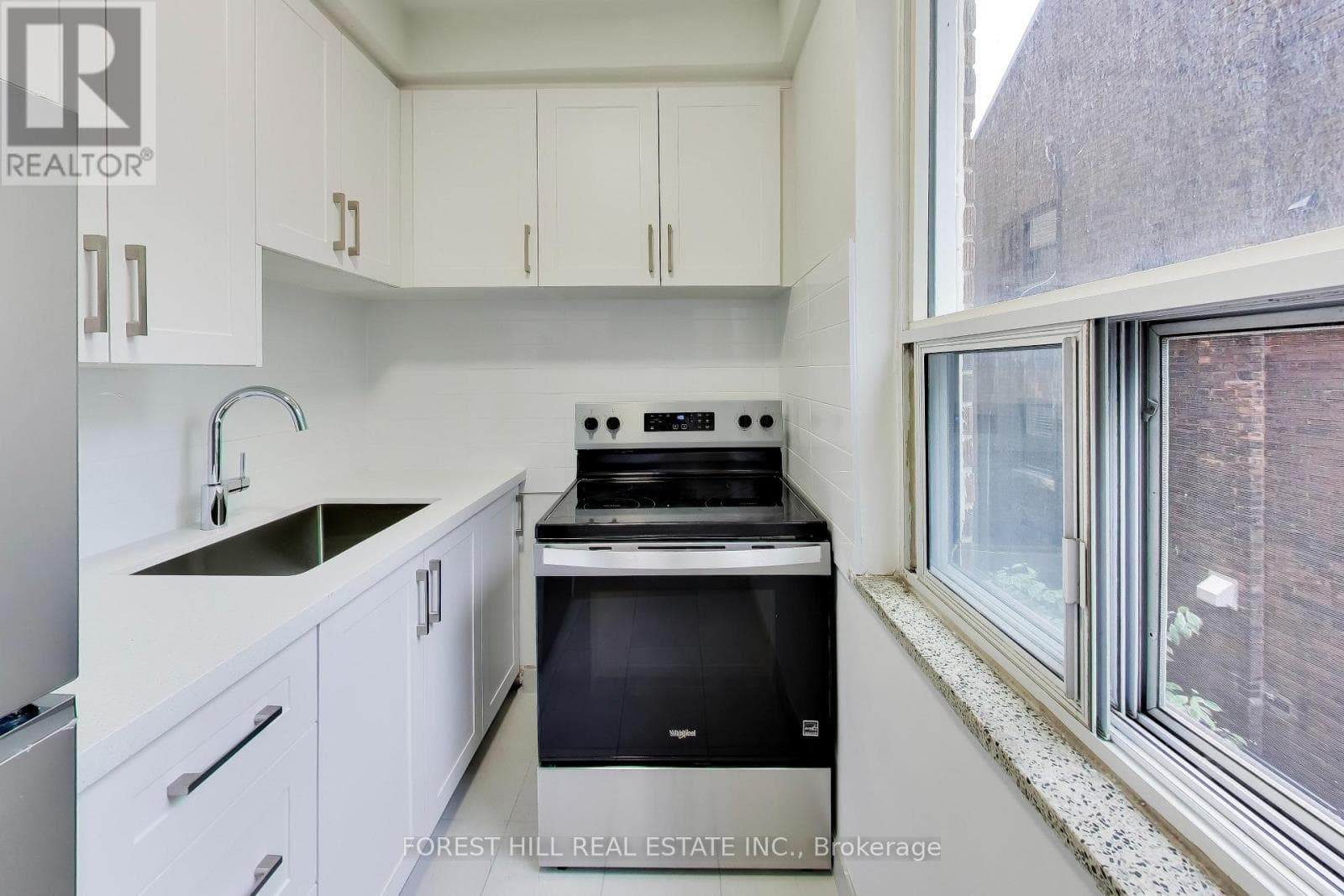 Multi-family at 501- 291 Avenue Road, Toronto (Yonge-St. Clair), Ontario - Photo 10 - RE/MAX Garden City Realty