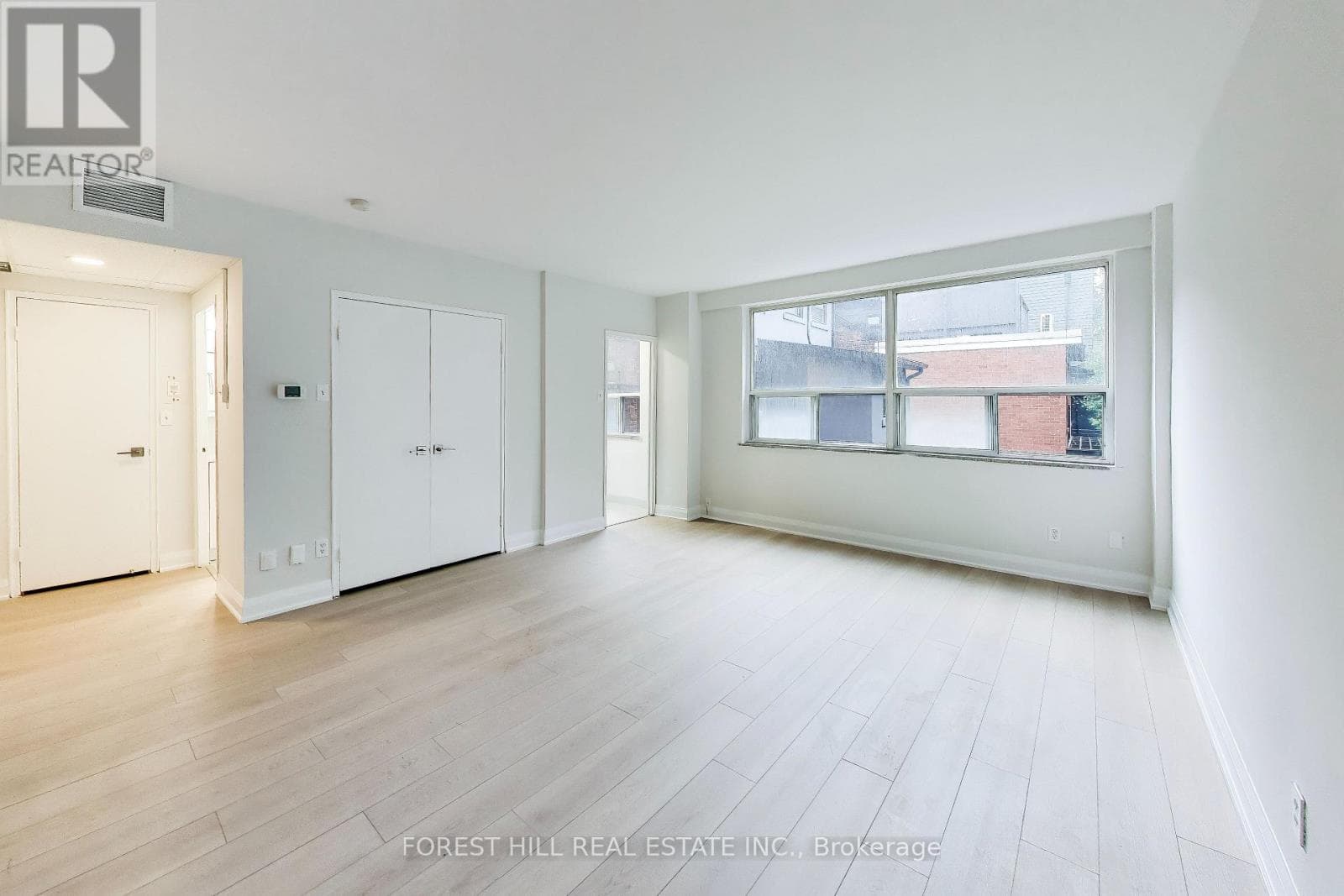 Multi-family at 501- 291 Avenue Road, Toronto (Yonge-St. Clair), Ontario - Photo 9 - RE/MAX Garden City Realty