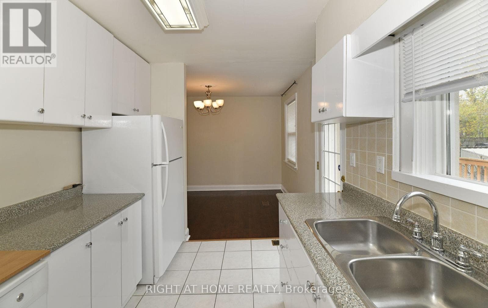 Single Family at 234 Poyntz Avenue, Toronto (Lansing-Westgate), Ontario - Photo 8 - RE/MAX Garden City Realty