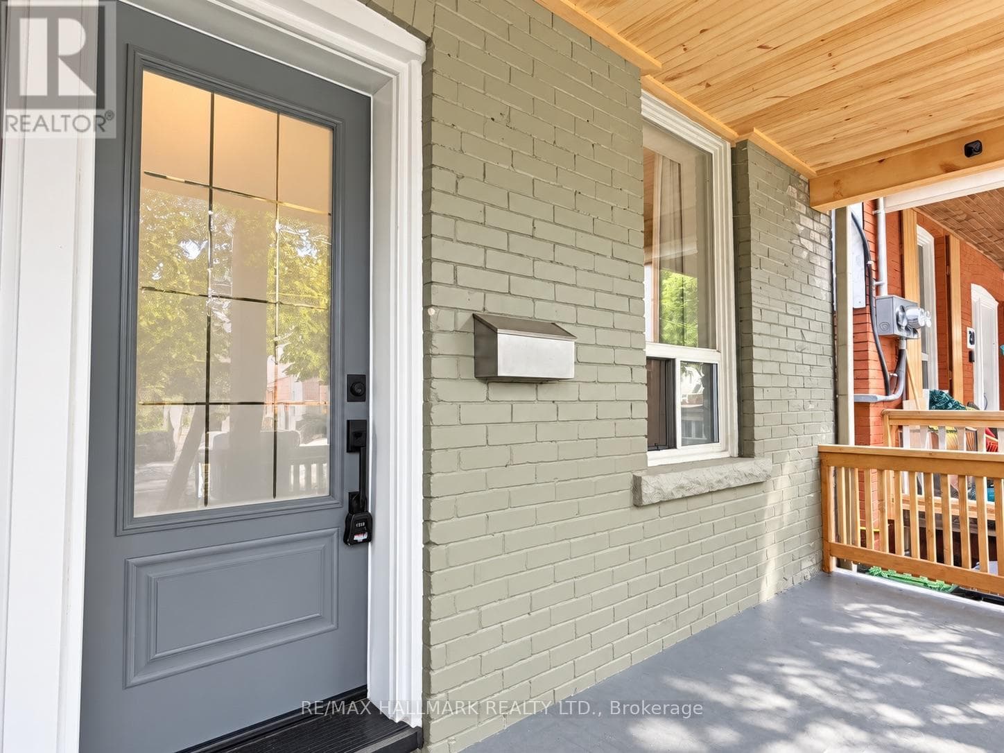 Single Family at 28 Ashdale Avenue, Toronto (Greenwood-Coxwell), Ontario - Photo 10 - RE/MAX Garden City Realty