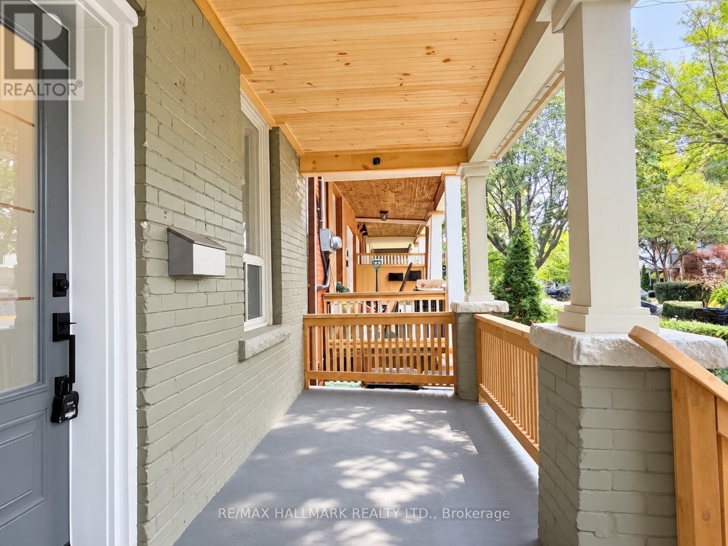 Single Family at 28 Ashdale Avenue, Toronto (Greenwood-Coxwell), Ontario - Photo 2 - RE/MAX Garden City Realty