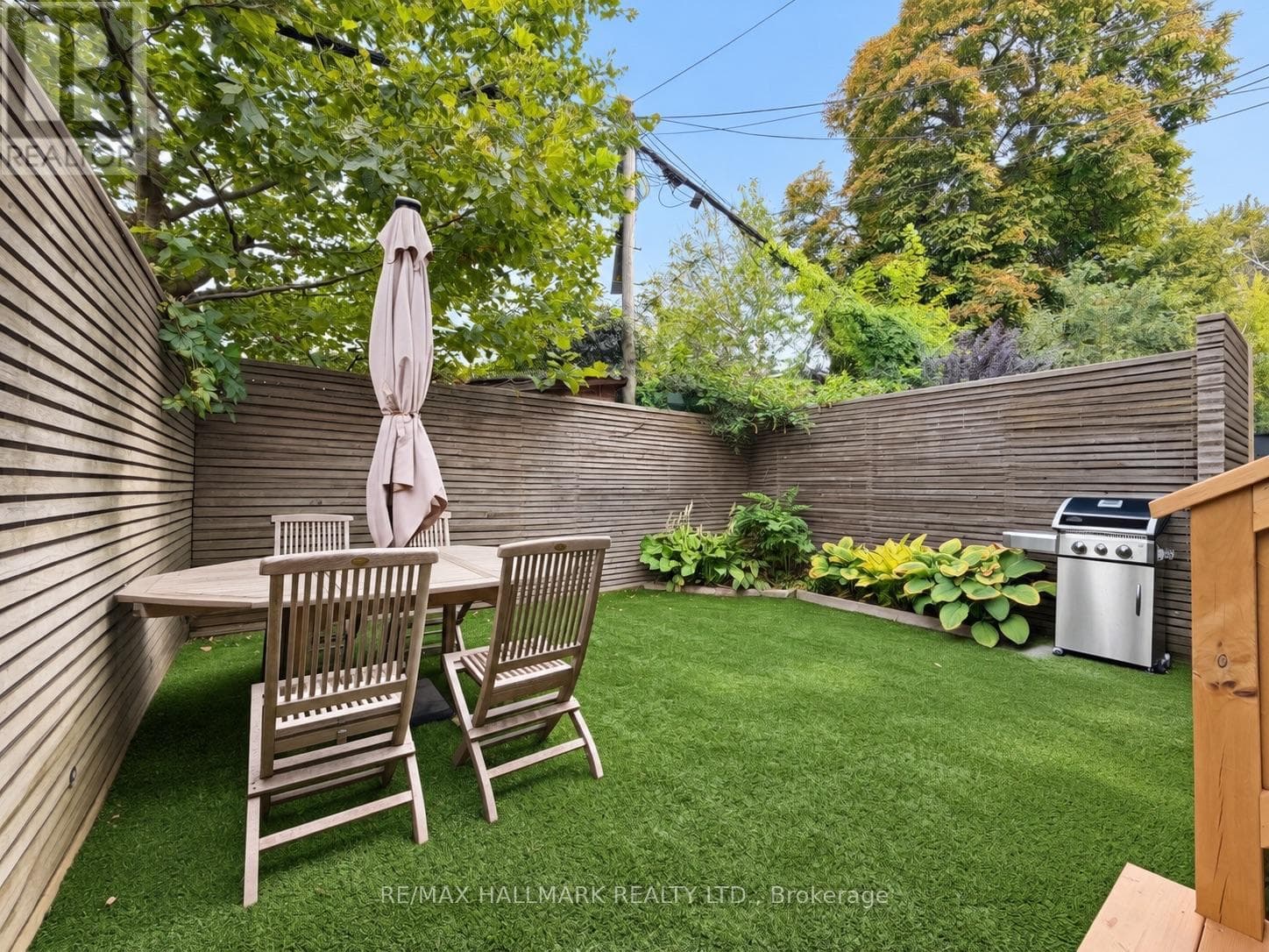 Single Family at 28 Ashdale Avenue, Toronto (Greenwood-Coxwell), Ontario - Photo 3 - RE/MAX Garden City Realty