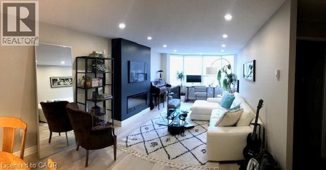 502- 35 GREEN VALLEY Drive