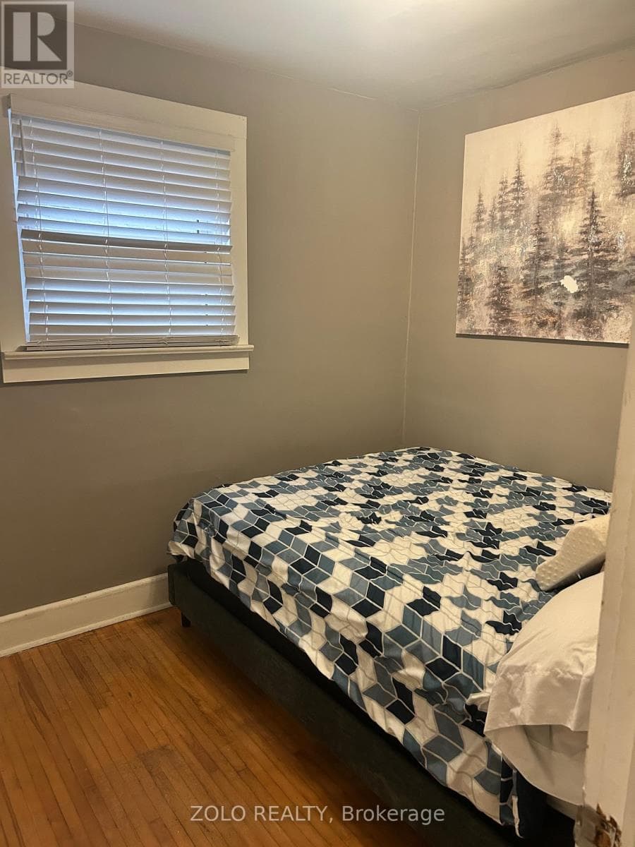 Single Family at Upper- 6325 Murray Street, Niagara Falls (Dorchester), Ontario - Photo 10 - RE/MAX Garden City Realty