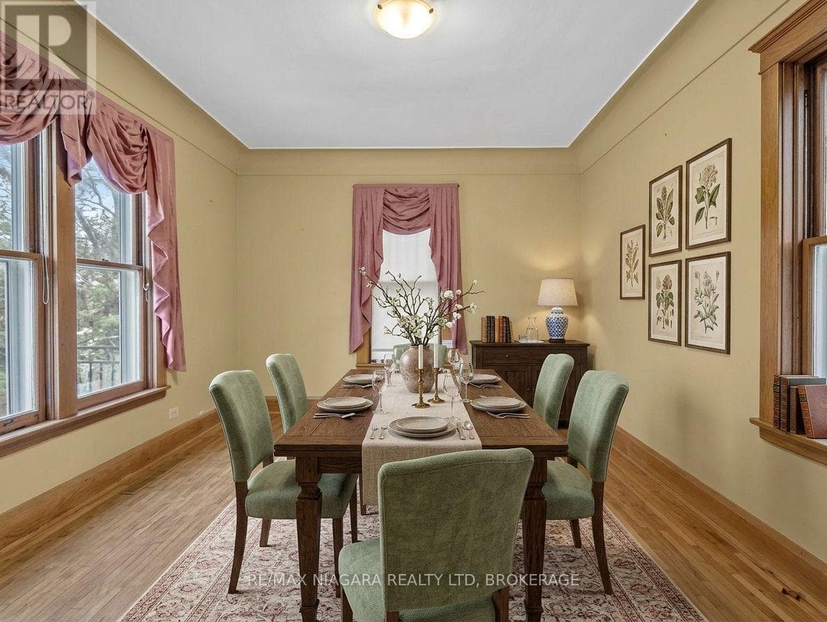 Single Family at 4758 Ryerson Crescent, Niagara Falls (Downtown), Ontario - Photo 5 - RE/MAX Garden City Realty