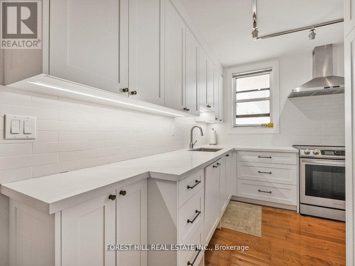 Single Family at 14B Glenview Avenue, Toronto (Lawrence Park South), Ontario - Photo 8 - RE/MAX Garden City Realty