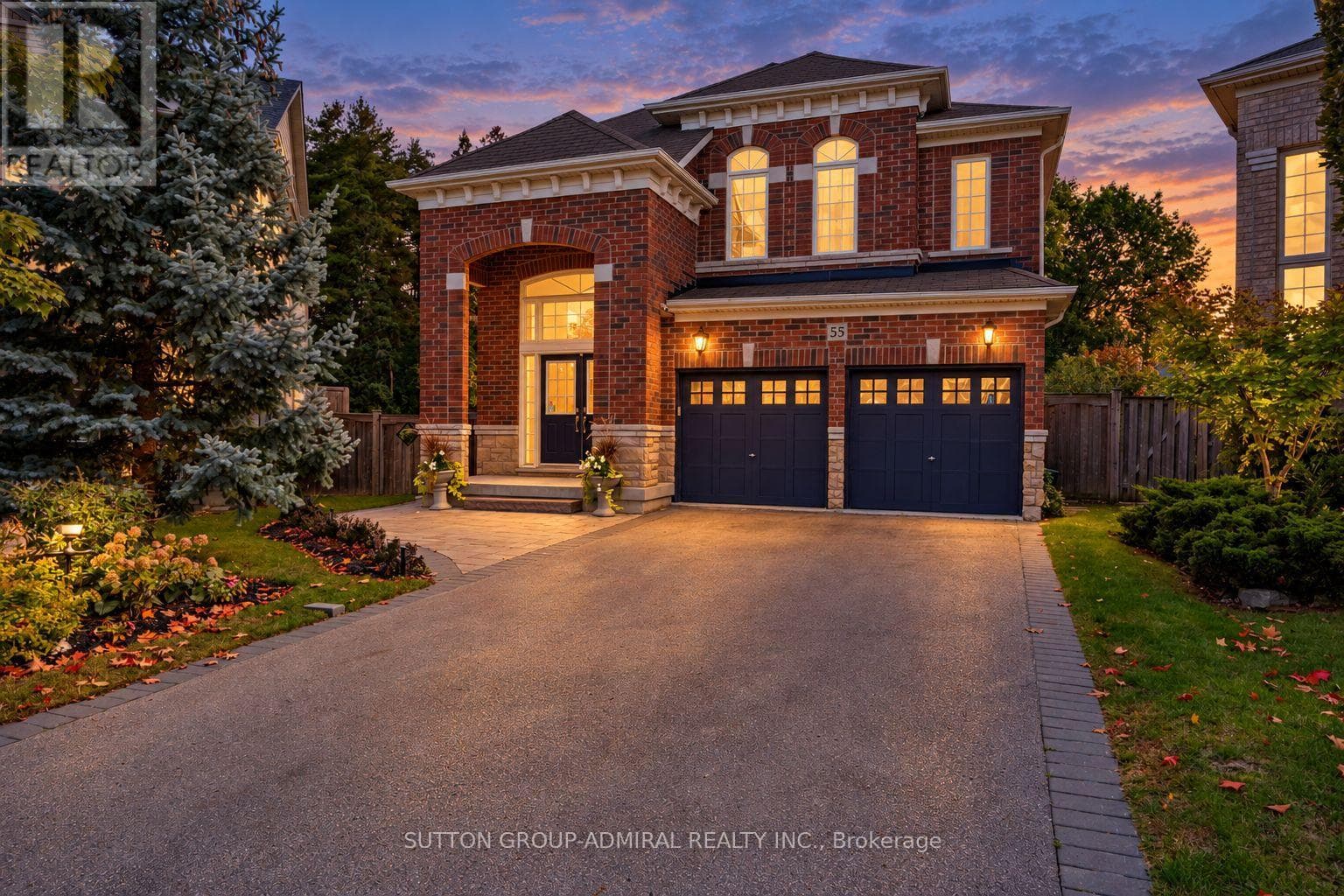55 Maverick Crescent