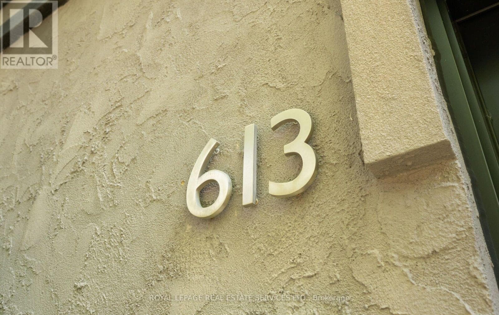 Single Family at 613 Beresford Avenue, Toronto (Runnymede-Bloor West Village), Ontario - Photo 5 - RE/MAX Garden City Realty