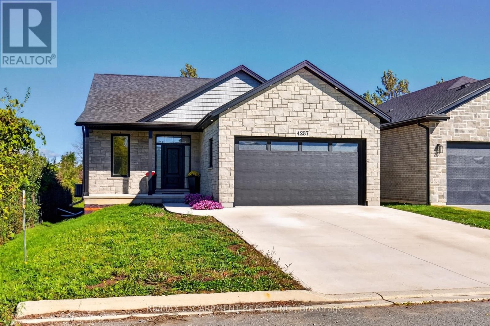 4237 Manson Lane