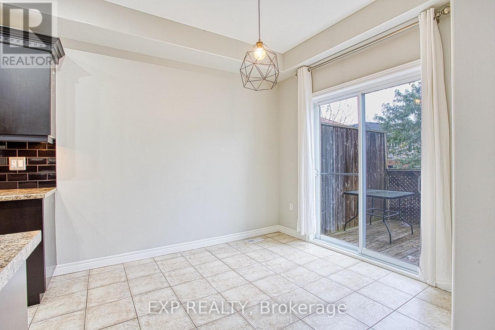 Single Family at Main- 52 Dartmouth Gate, Hamilton (Lakeshore), Ontario - Photo 10 - RE/MAX Garden City Realty