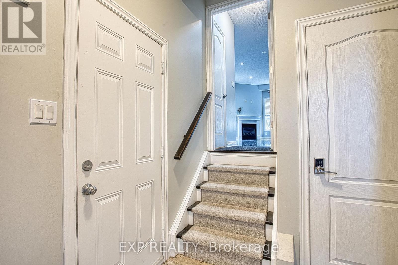Single Family at Main- 52 Dartmouth Gate, Hamilton (Lakeshore), Ontario - Photo 3 - RE/MAX Garden City Realty