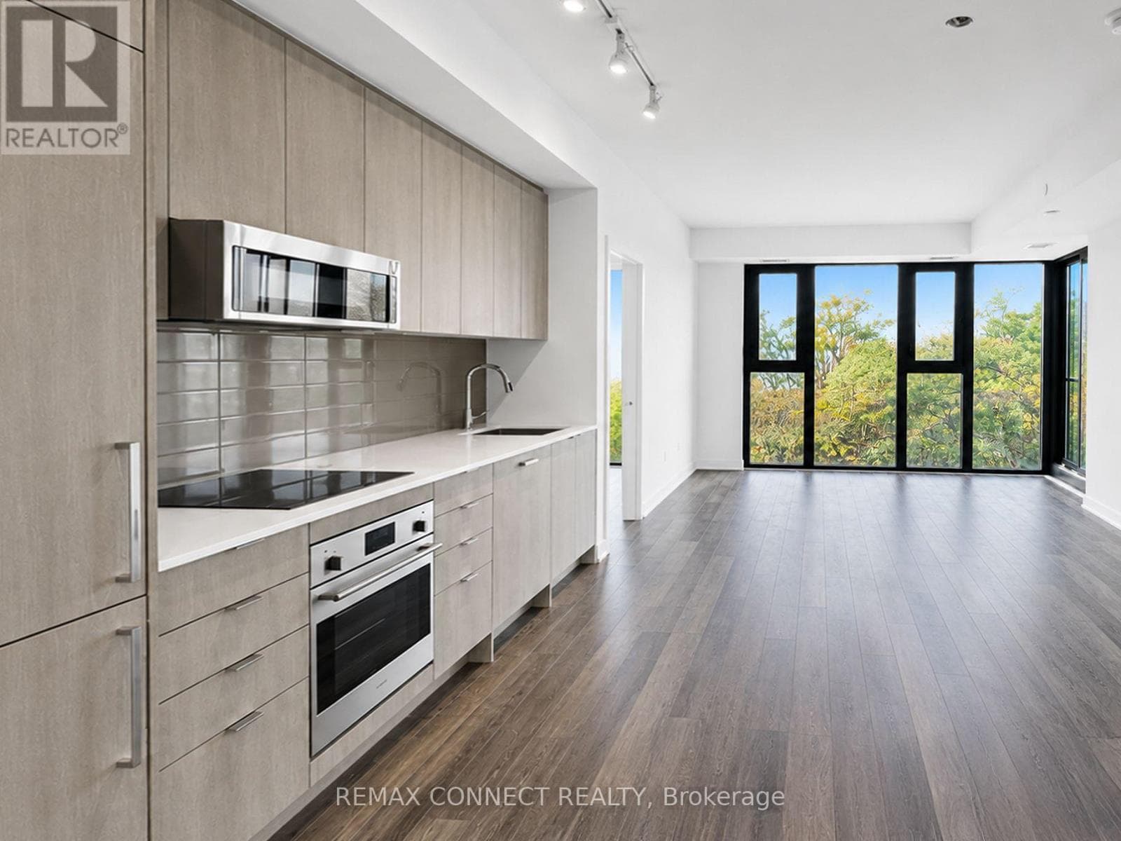 Single Family at 504- 250 Lawrence Avenue, Toronto (Lawrence Park North), Ontario - Photo 10 - RE/MAX Garden City Realty
