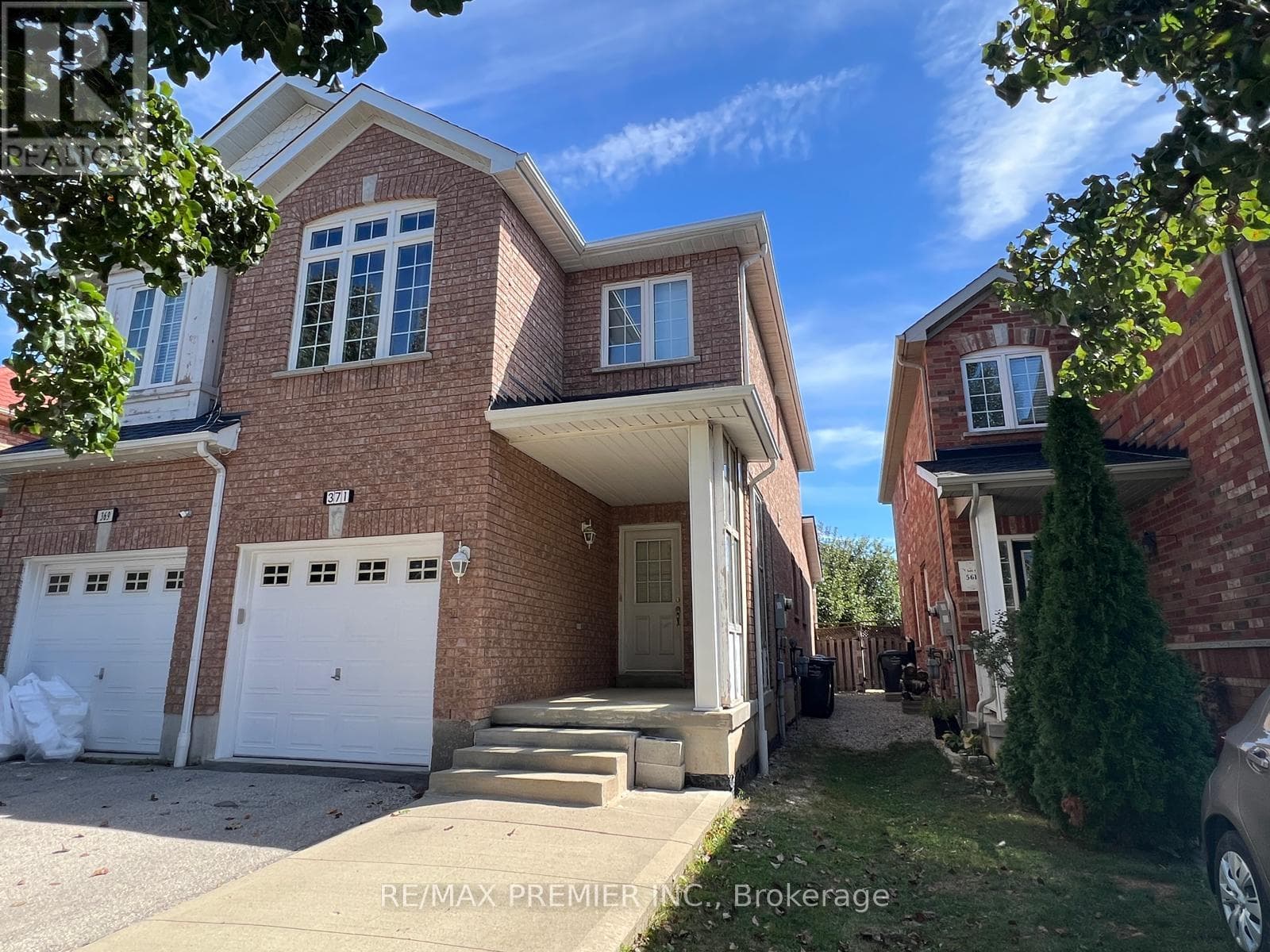 371 Krotone Crescent
