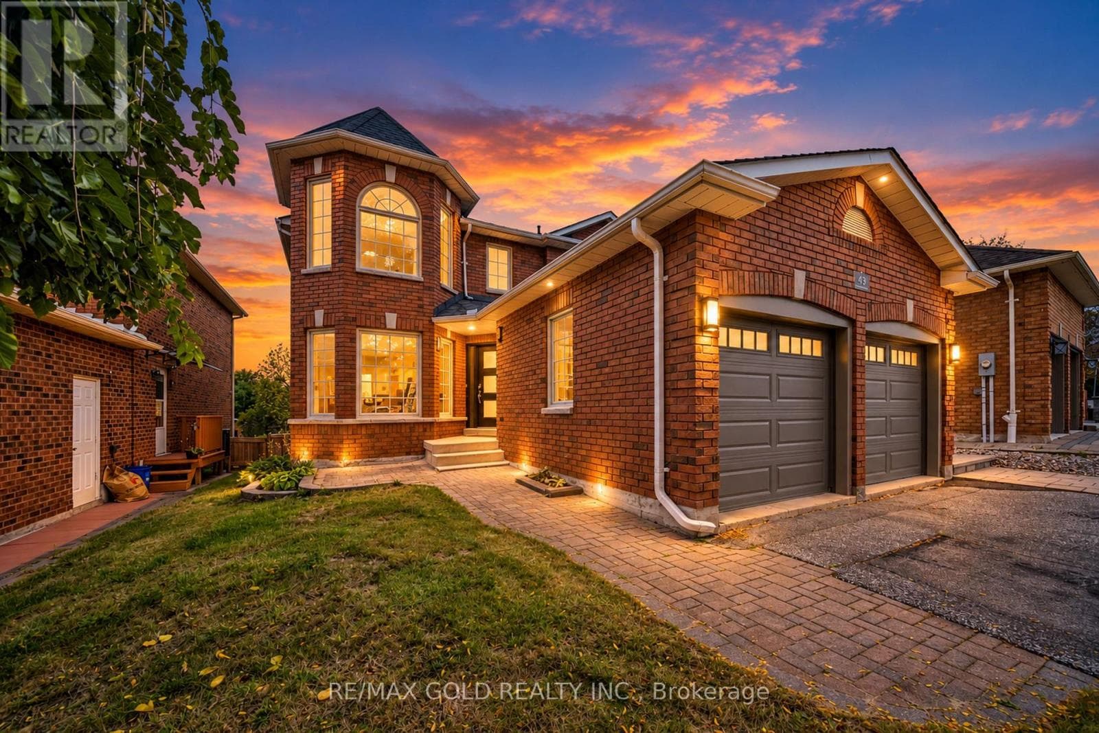 43 Golden Meadow Road