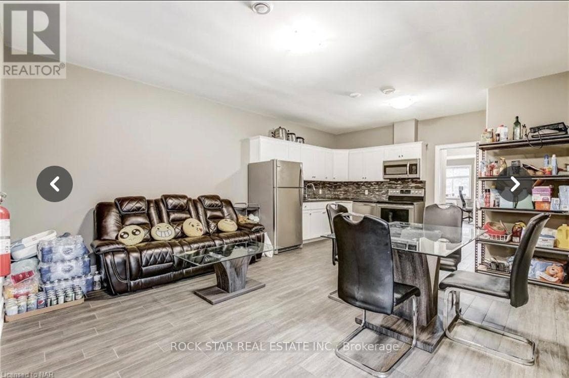 Single Family at 49 Cleveland Street, Thorold (Thorold Downtown), Ontario - Photo 5 - RE/MAX Garden City Realty