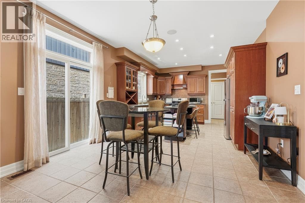 Single Family at 4530 FRANCES Crescent, Beamsville, Ontario - Photo 10 - RE/MAX Garden City Realty