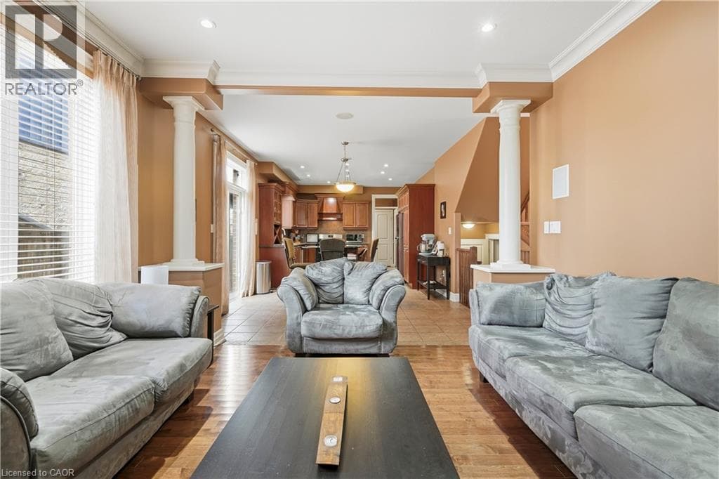 Single Family at 4530 FRANCES Crescent, Beamsville, Ontario - Photo 6 - RE/MAX Garden City Realty