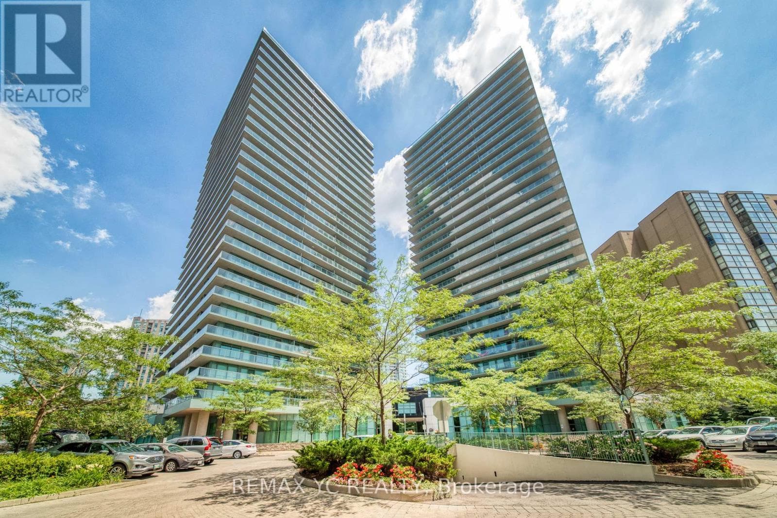 2410- 5500 Yonge Street