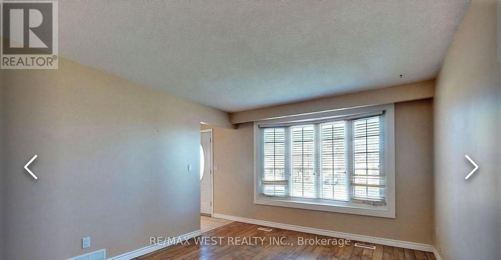 Single Family at 517 Fairleigh Avenue, Oshawa (McLaughlin), Ontario - Photo 2 - RE/MAX Garden City Realty