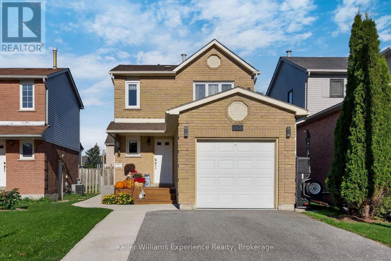 13 Lindsay Court