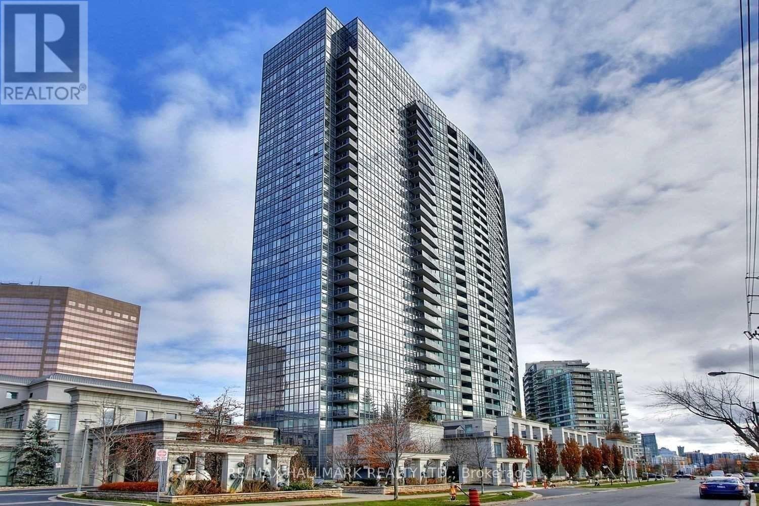 1306- 15 Greenview Avenue