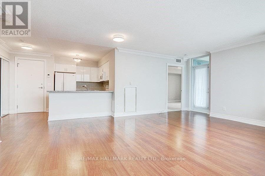 Single Family at 1306- 15 Greenview Avenue, Toronto (Newtonbrook West), Ontario - Photo 9 - RE/MAX Garden City Realty