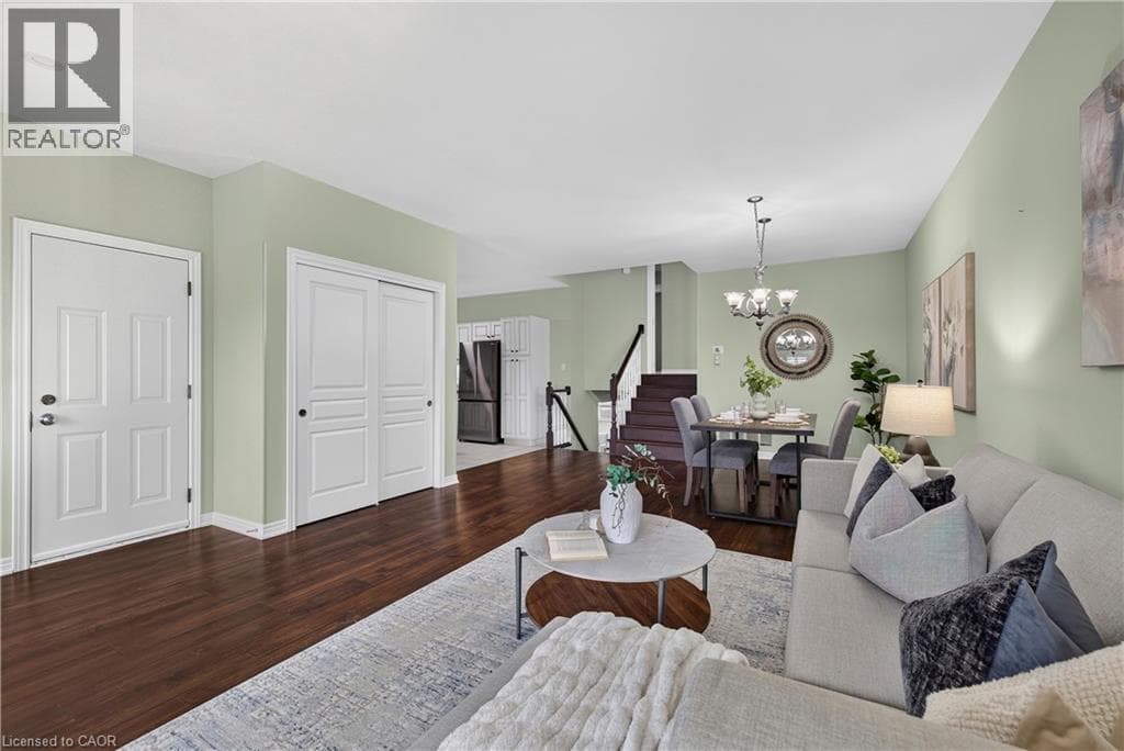 Single Family at 26 WELSTEAD Drive, St. Catharines, Ontario - Photo 5 - RE/MAX Garden City Realty