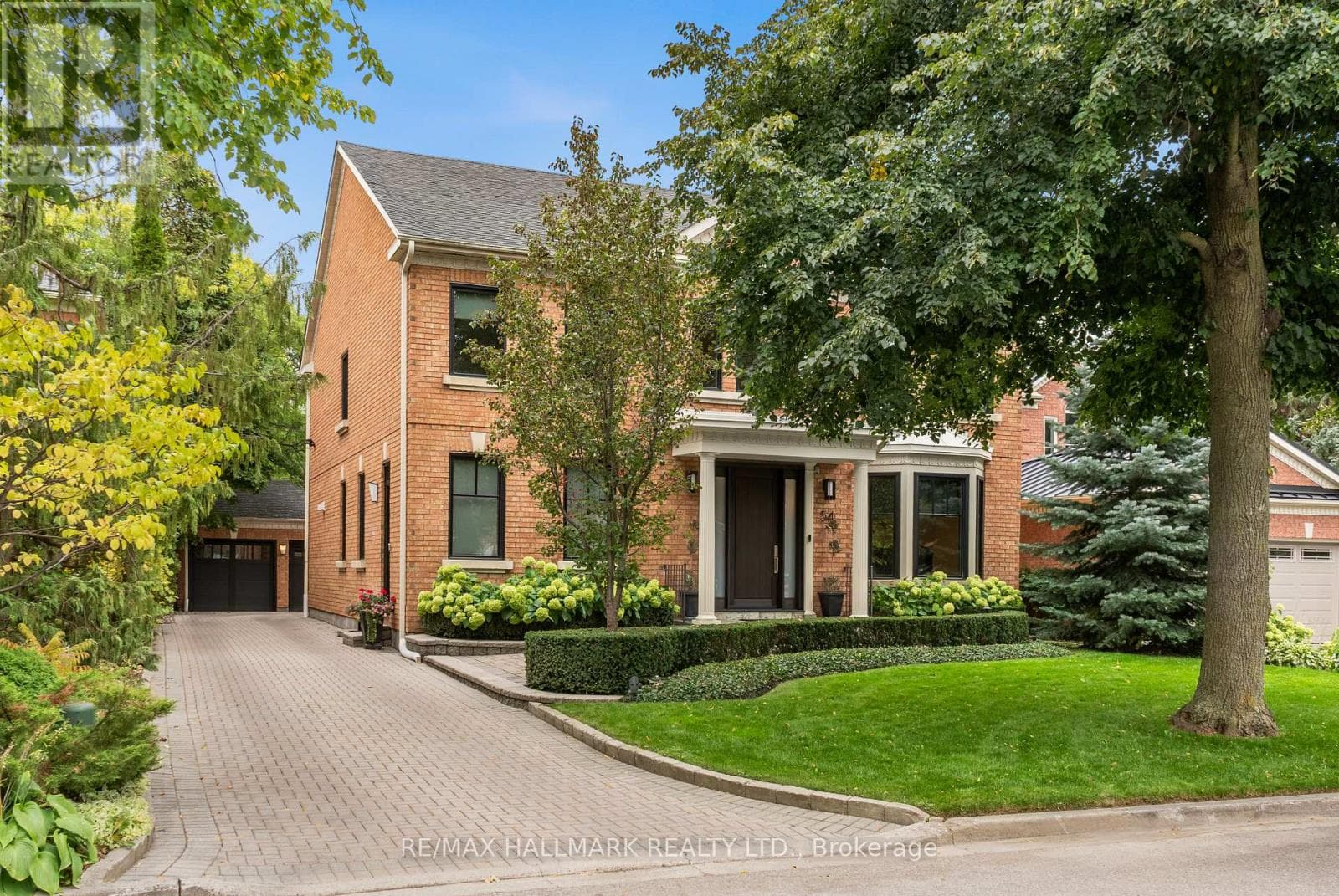 54 Theobalds Circle