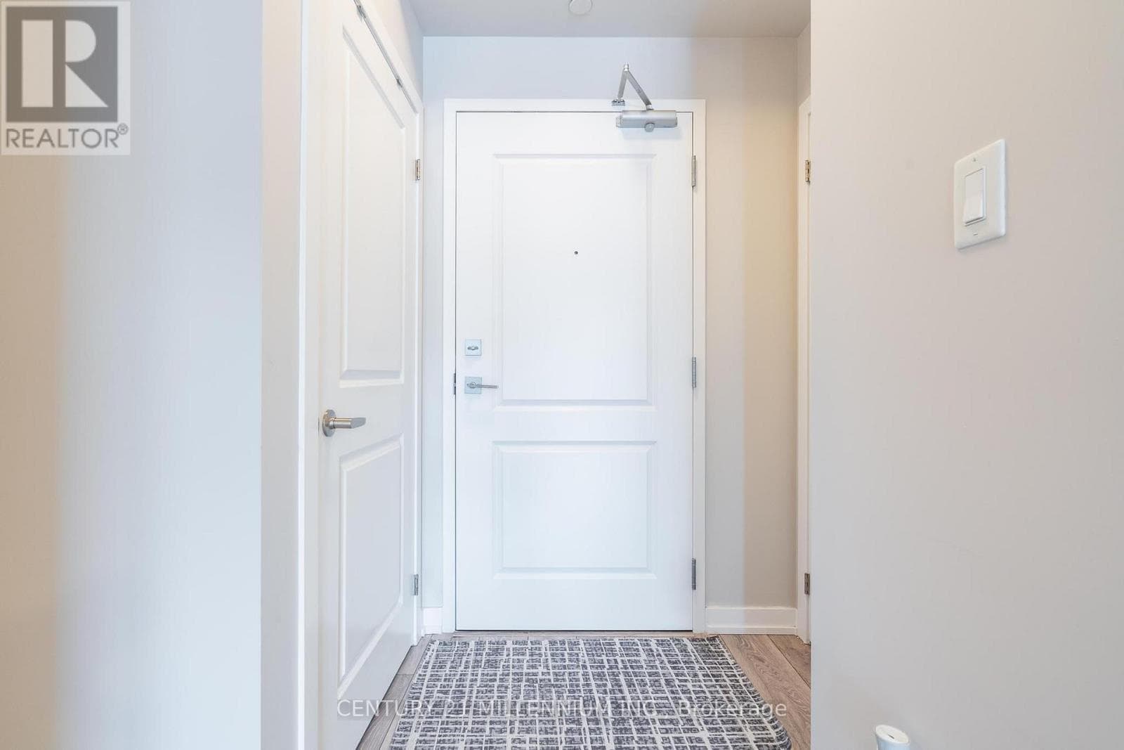 Single Family at 125- 125 Shoreview Place, Hamilton (Lakeshore), Ontario - Photo 6 - RE/MAX Garden City Realty