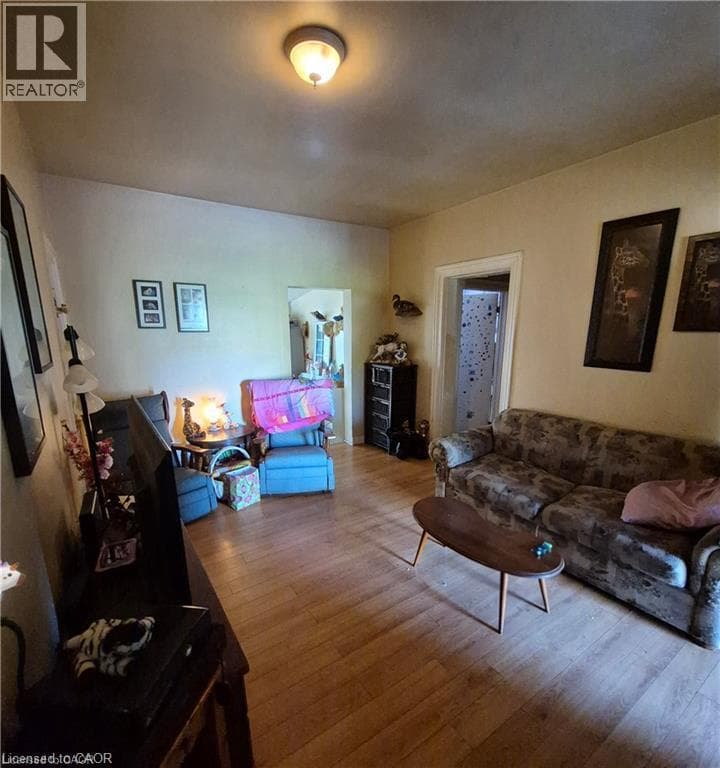 Single Family at 20 CARLETON Street, Thorold, Ontario - Photo 6 - RE/MAX Garden City Realty