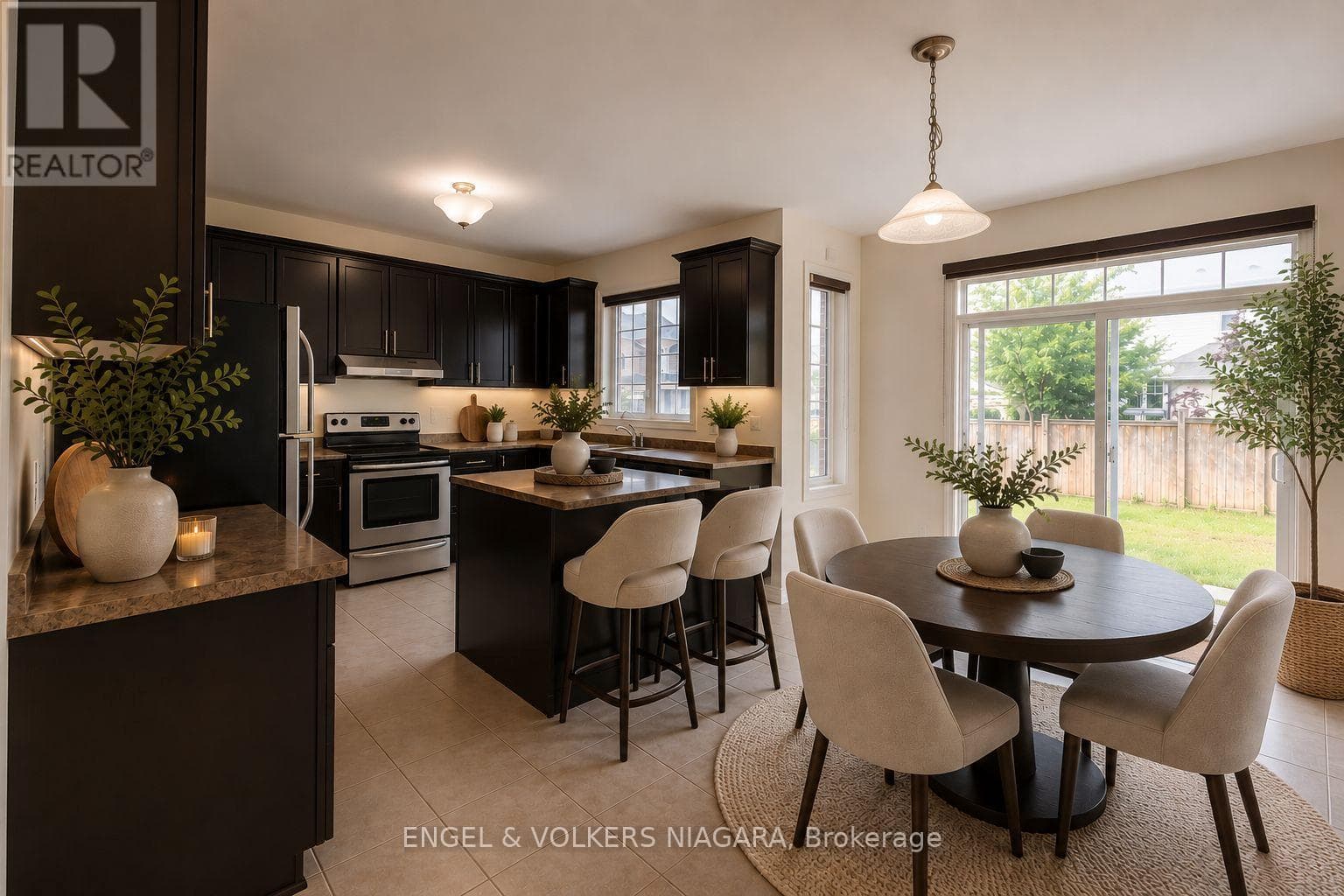 Single Family at 4495 Saw Mill Drive, Niagara Falls (Lyons Creek), Ontario - Photo 10 - RE/MAX Garden City Realty