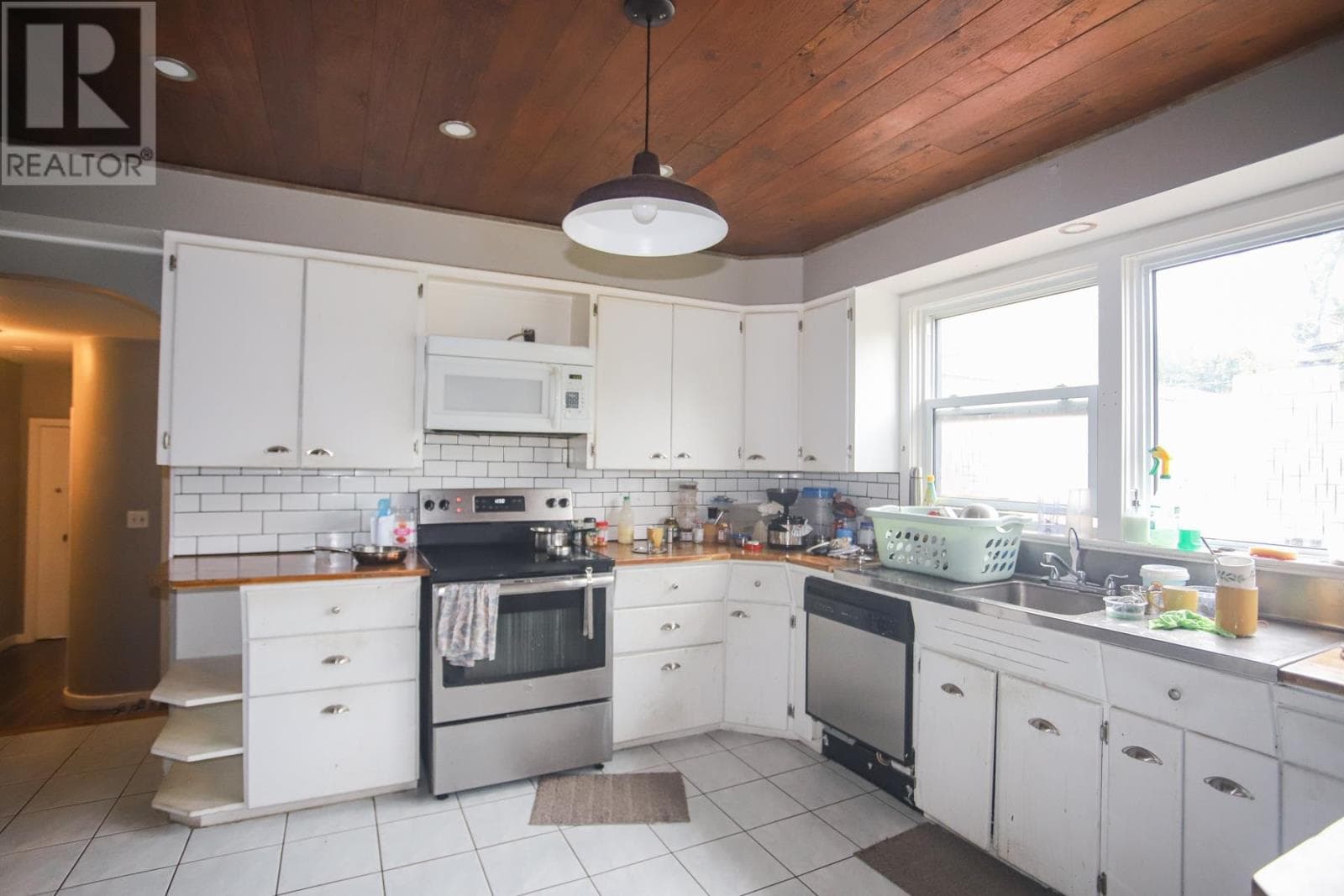 Single Family at , Sault Ste Marie, Ontario - Photo 5 - RE/MAX Garden City Realty