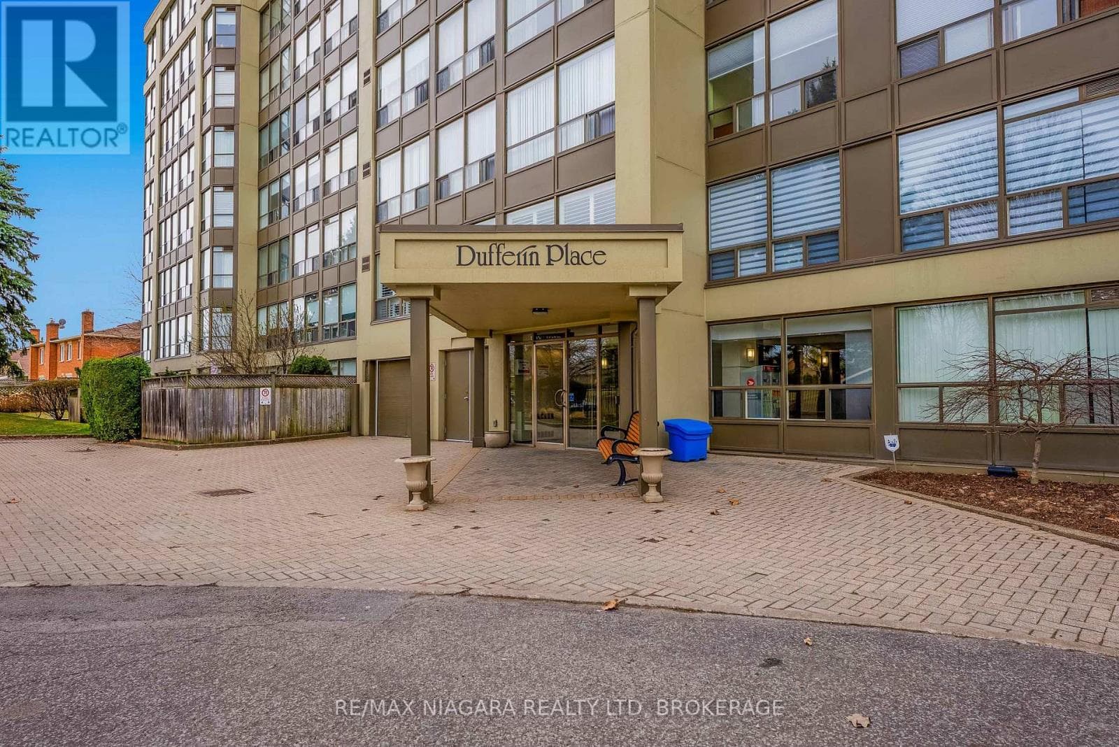 702- 5100 Dorchester Road