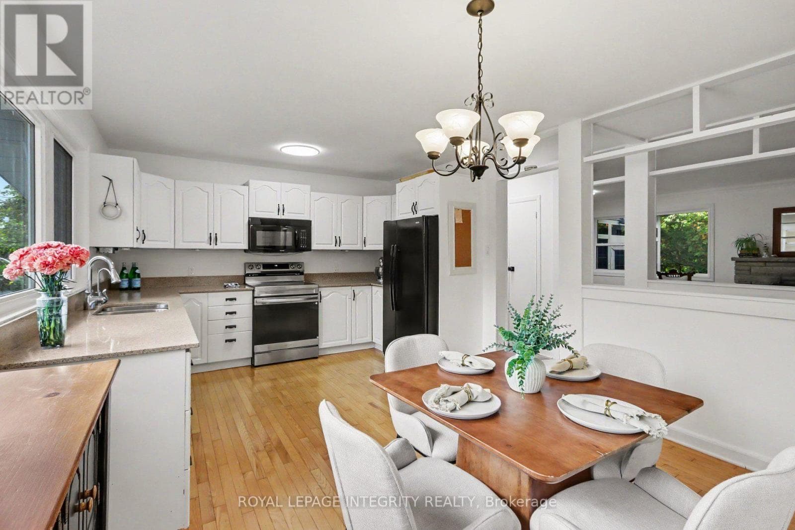 Single Family at 5397 Long Island Road, Ottawa, Ontario - Photo 9 - RE/MAX Garden City Realty