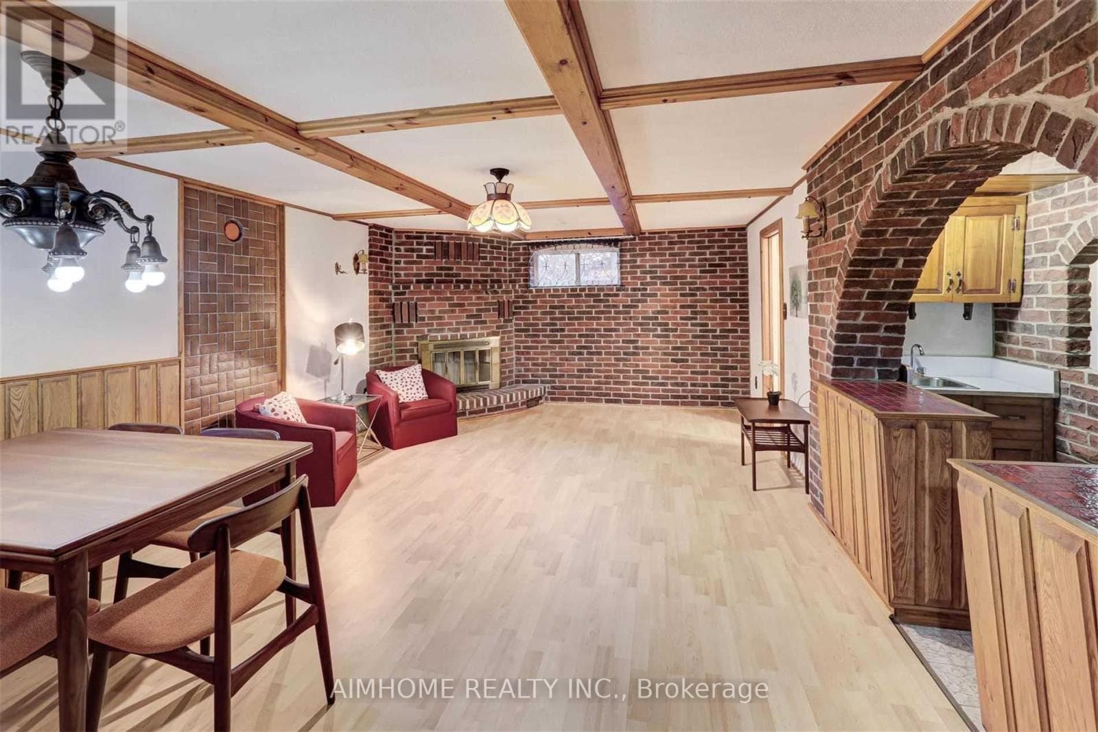 Single Family at Lower L- 145 Homewood Avenue, Toronto (Newtonbrook West), Ontario - Photo 5 - RE/MAX Garden City Realty