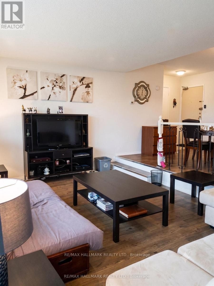 Single Family at 309- 20 Forest Manor Road, Toronto (Henry Farm), Ontario - Photo 7 - RE/MAX Garden City Realty