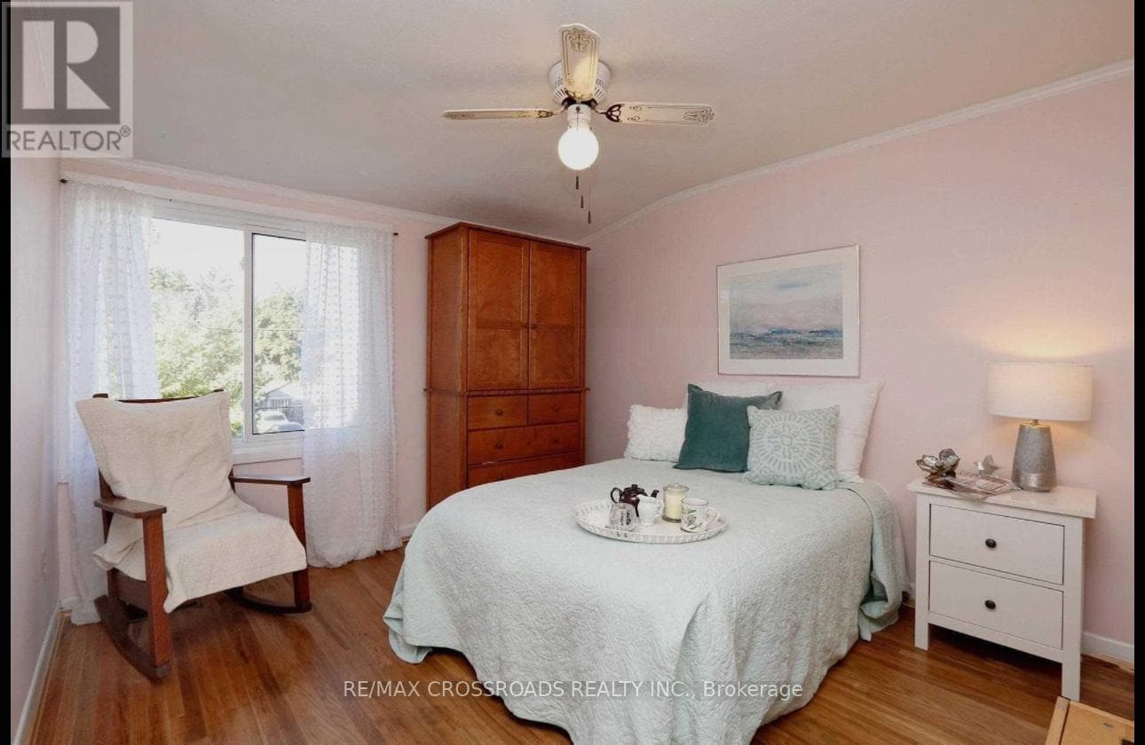 Single Family at 12 Chevron Crescent, Toronto (Kennedy Park), Ontario - Photo 7 - RE/MAX Garden City Realty