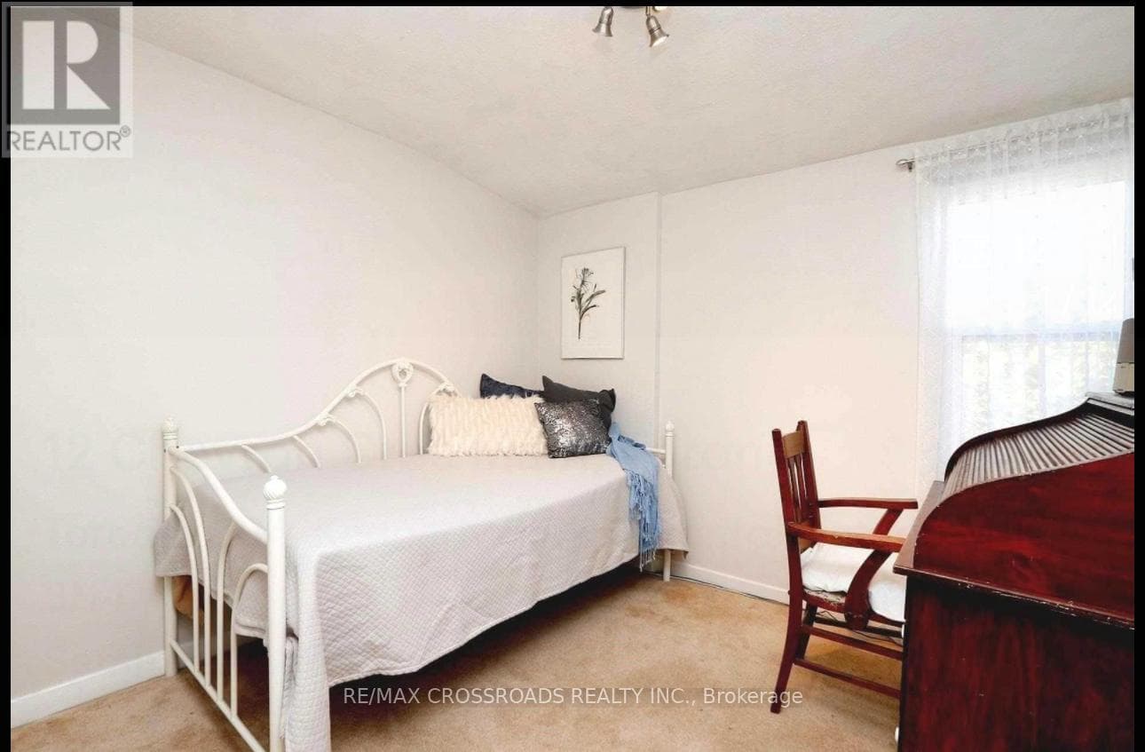 Single Family at 12 Chevron Crescent, Toronto (Kennedy Park), Ontario - Photo 8 - RE/MAX Garden City Realty