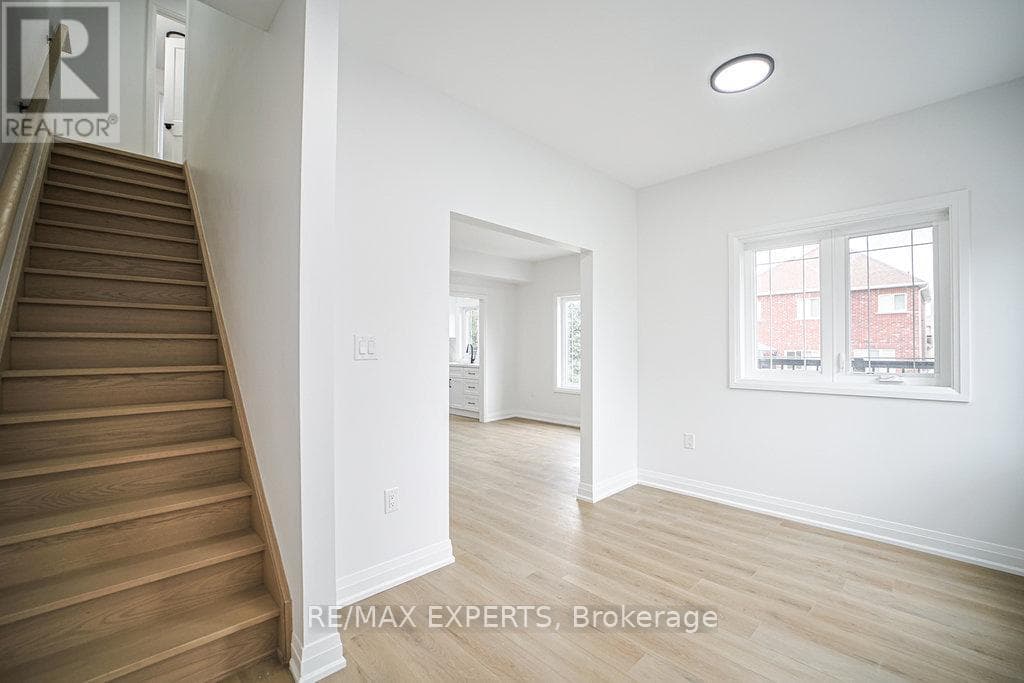 Multi-family at 4- 426 Veterans Drive, Barrie (Holly), Ontario - Photo 7 - RE/MAX Garden City Realty