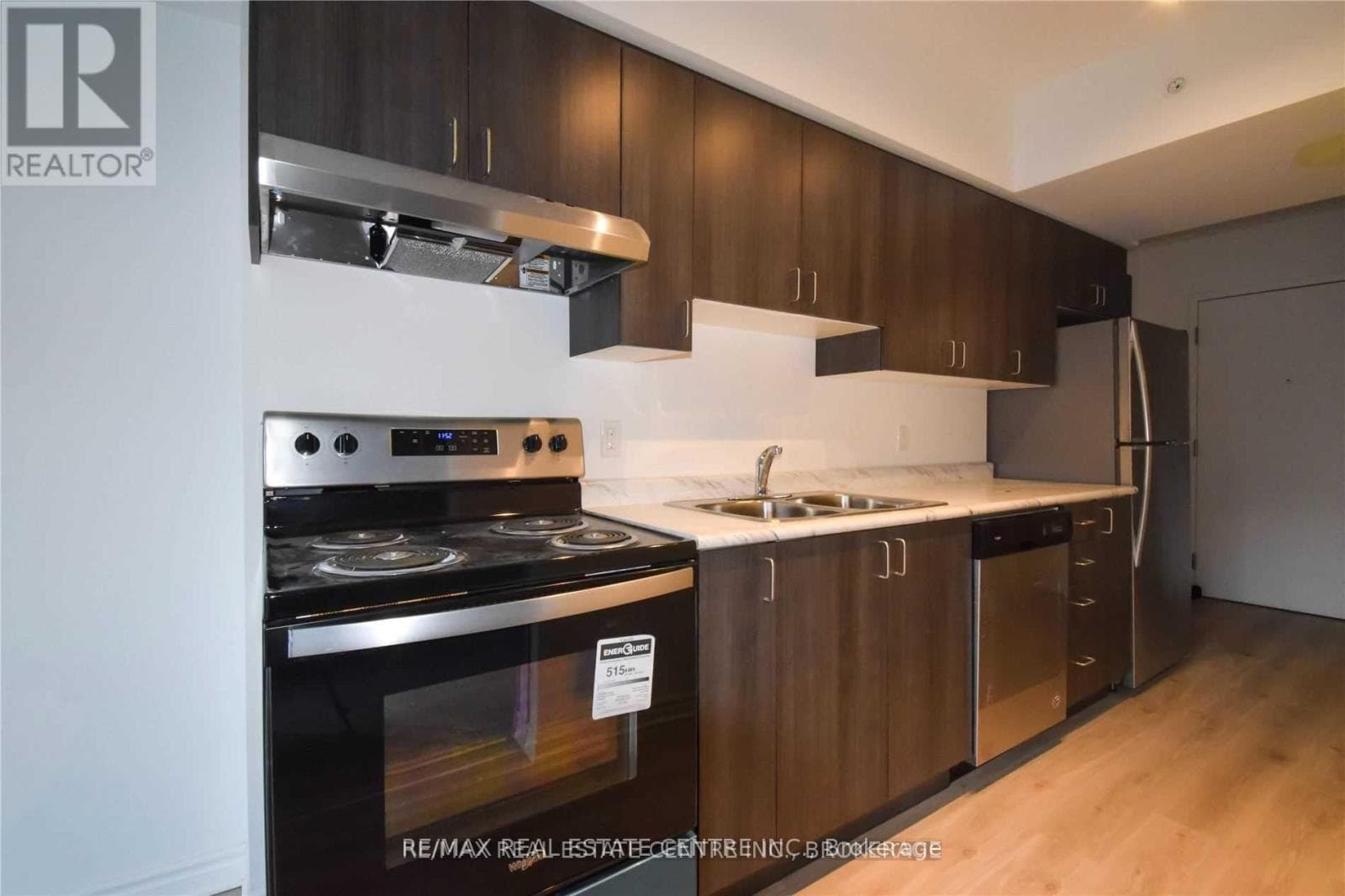Single Family at 208- 1 Falaise Road, Toronto (West Hill), Ontario - Photo 6 - RE/MAX Garden City Realty