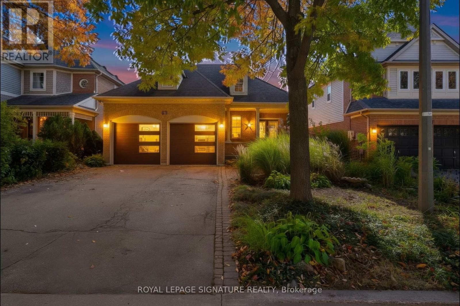 Single Family at 63 Woodroof Crescent, Aurora (Bayview Wellington), Ontario - Photo 2 - RE/MAX Garden City Realty