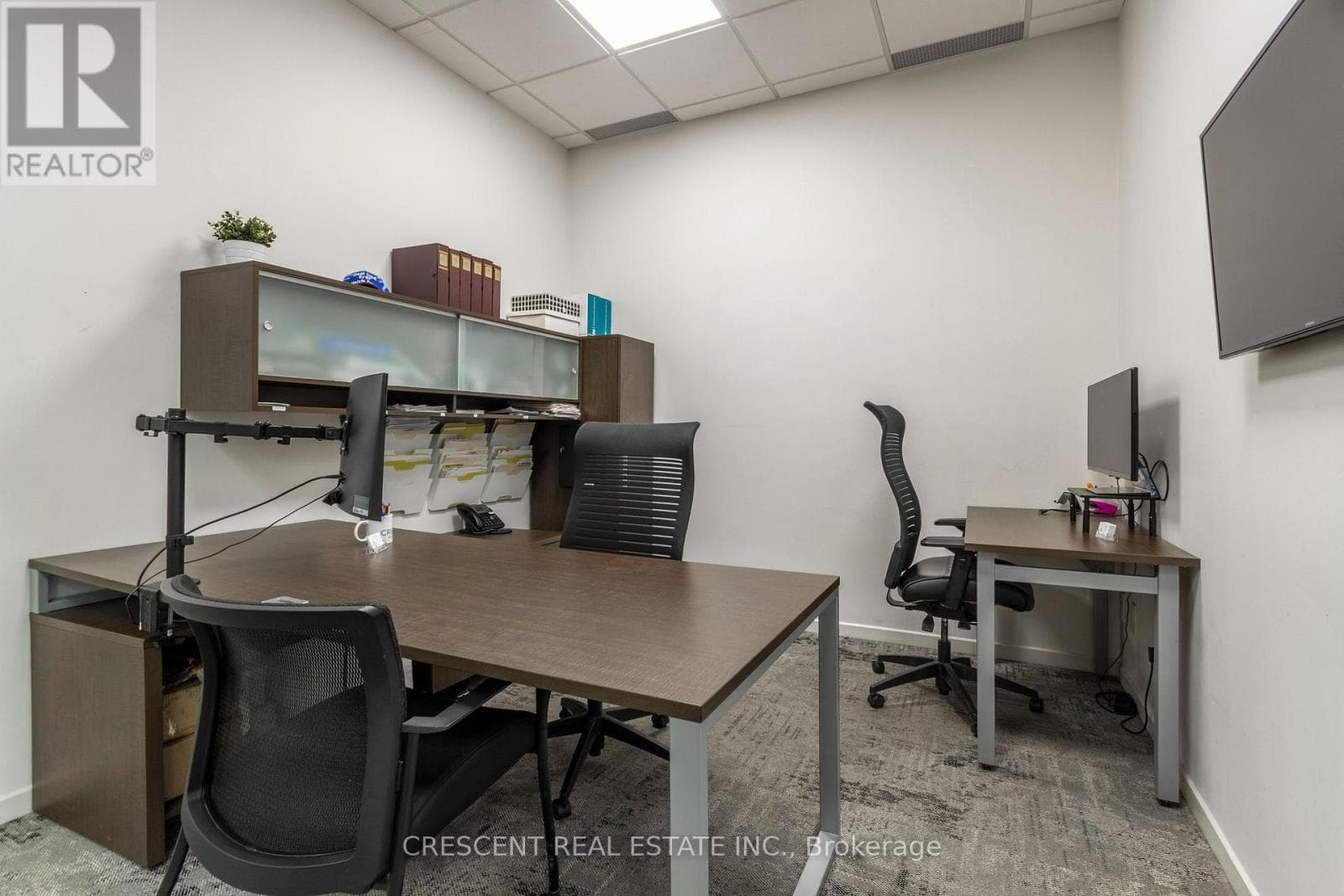 Office at 347 Jane Street, Toronto (Runnymede-Bloor West Village), Ontario - Photo 3 - RE/MAX Garden City Realty