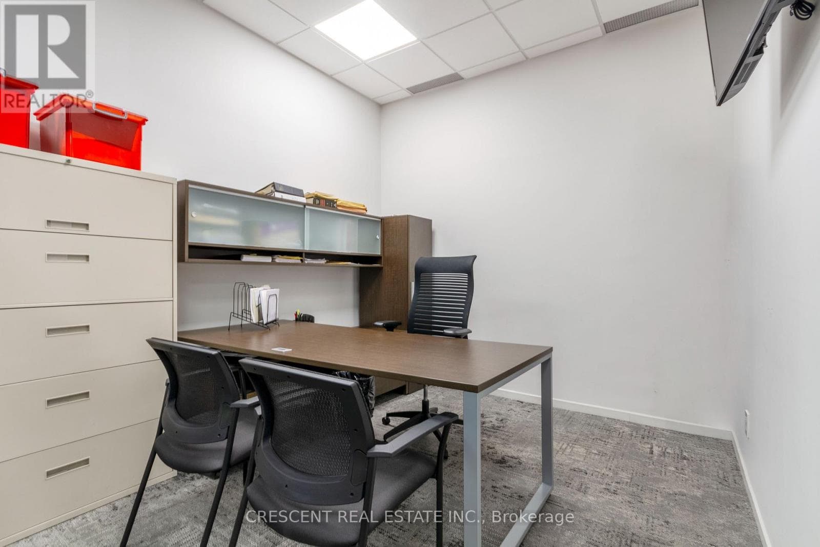 Office at 347 Jane Street, Toronto (Runnymede-Bloor West Village), Ontario - Photo 5 - RE/MAX Garden City Realty
