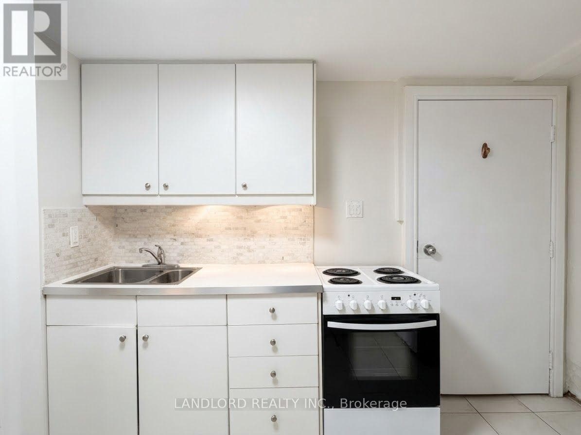 Multi-family at BSMT- 589 Annette Street, Toronto (Runnymede-Bloor West Village), Ontario - Photo 3 - RE/MAX Garden City Realty